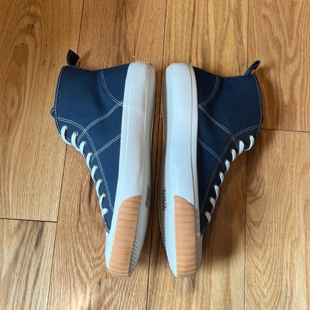 New in box- J. Crew Classic high top sneakers blue Sz 9 - Picture 8 of 9